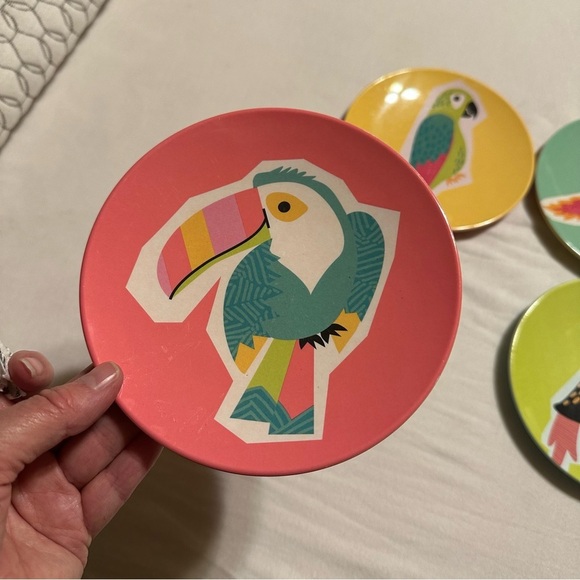 Issac Mizrahi Plates Melamine Colorful Bird-Themed Dessert Beach House Coast 6” - Picture 4 of 9
